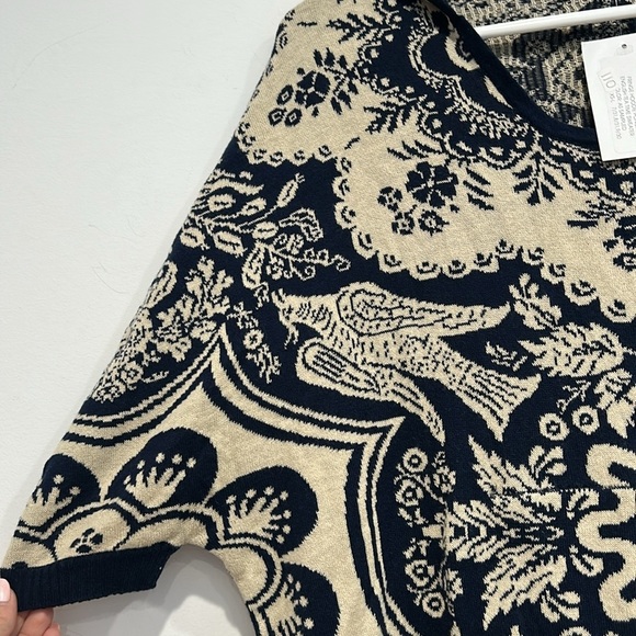 Chaser sample fringe hoodie poncho English tea time sweater navy cream new - Picture 4 of 6